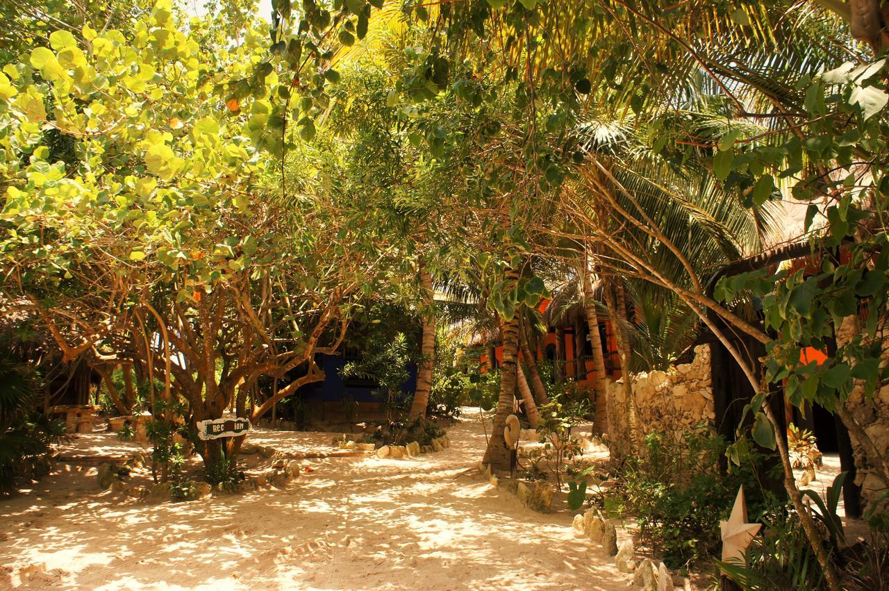 Cabanas La Luna Hotel Tulum Exterior photo