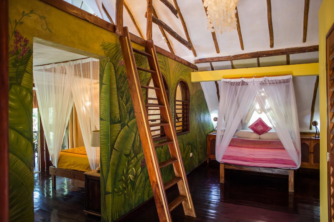 Cabanas La Luna Hotel Tulum Exterior photo