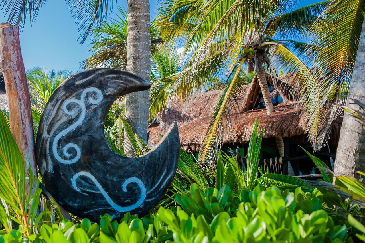Cabanas La Luna Hotel Tulum Exterior photo