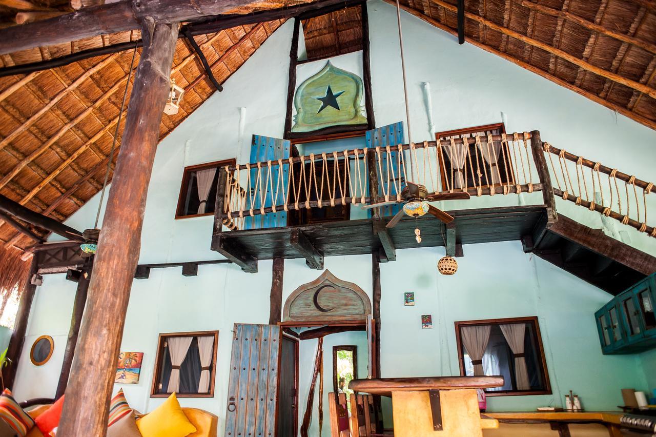 Cabanas La Luna Hotel Tulum Exterior photo